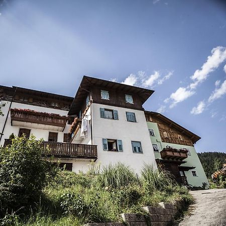 Casa Streberi Apartment Castelfondo ภายนอก รูปภาพ